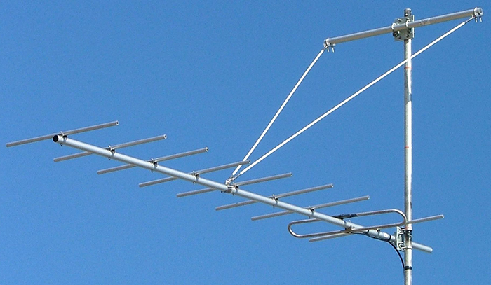 VHF TV 9 element dual-dipole Yagi, aluminium, 174-230MHz, 250W, 10.5 dBd – 3.1m